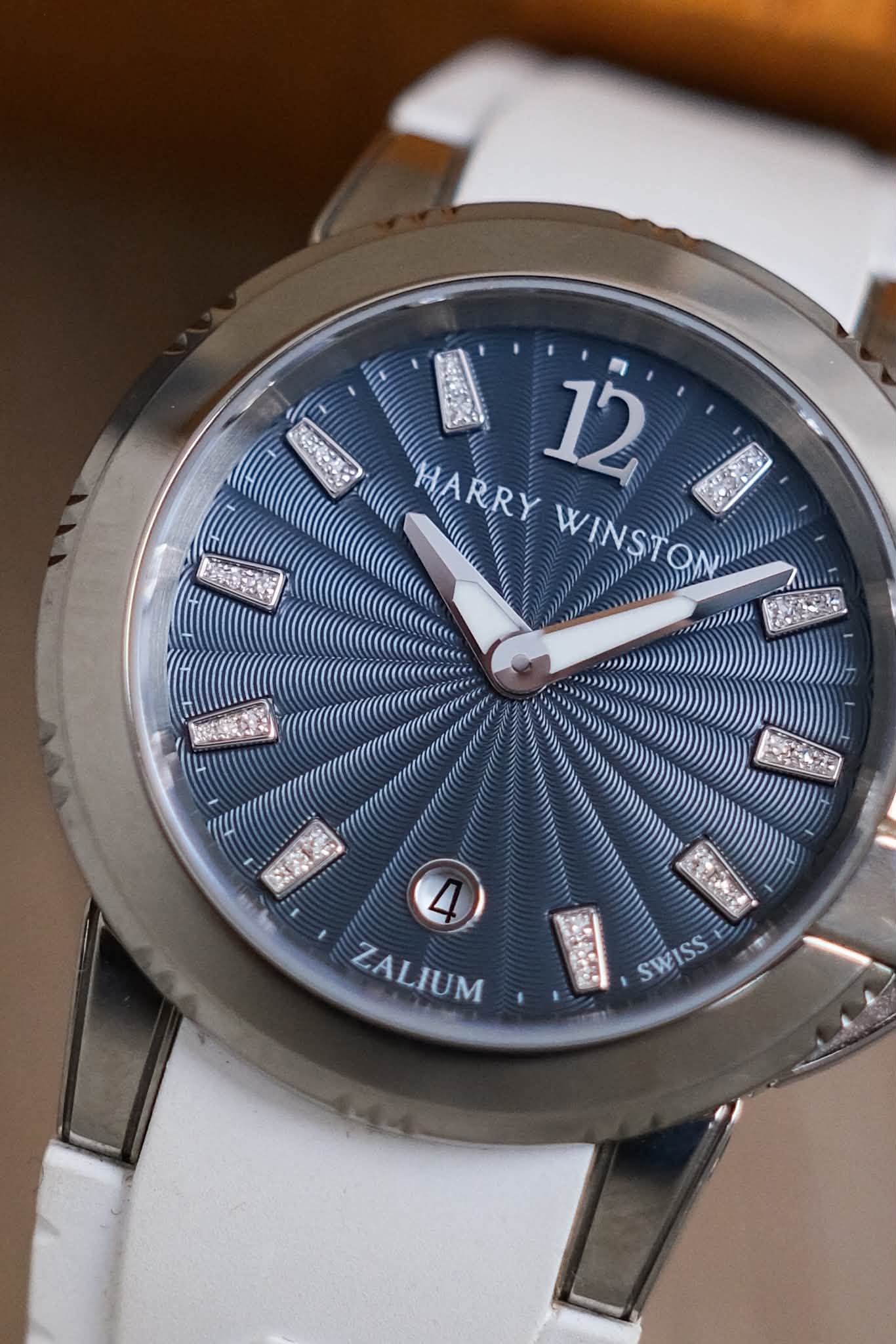 รับซื้อนาฬิกา Harry Winston Ocean Lady Diamond Zalium 36mm