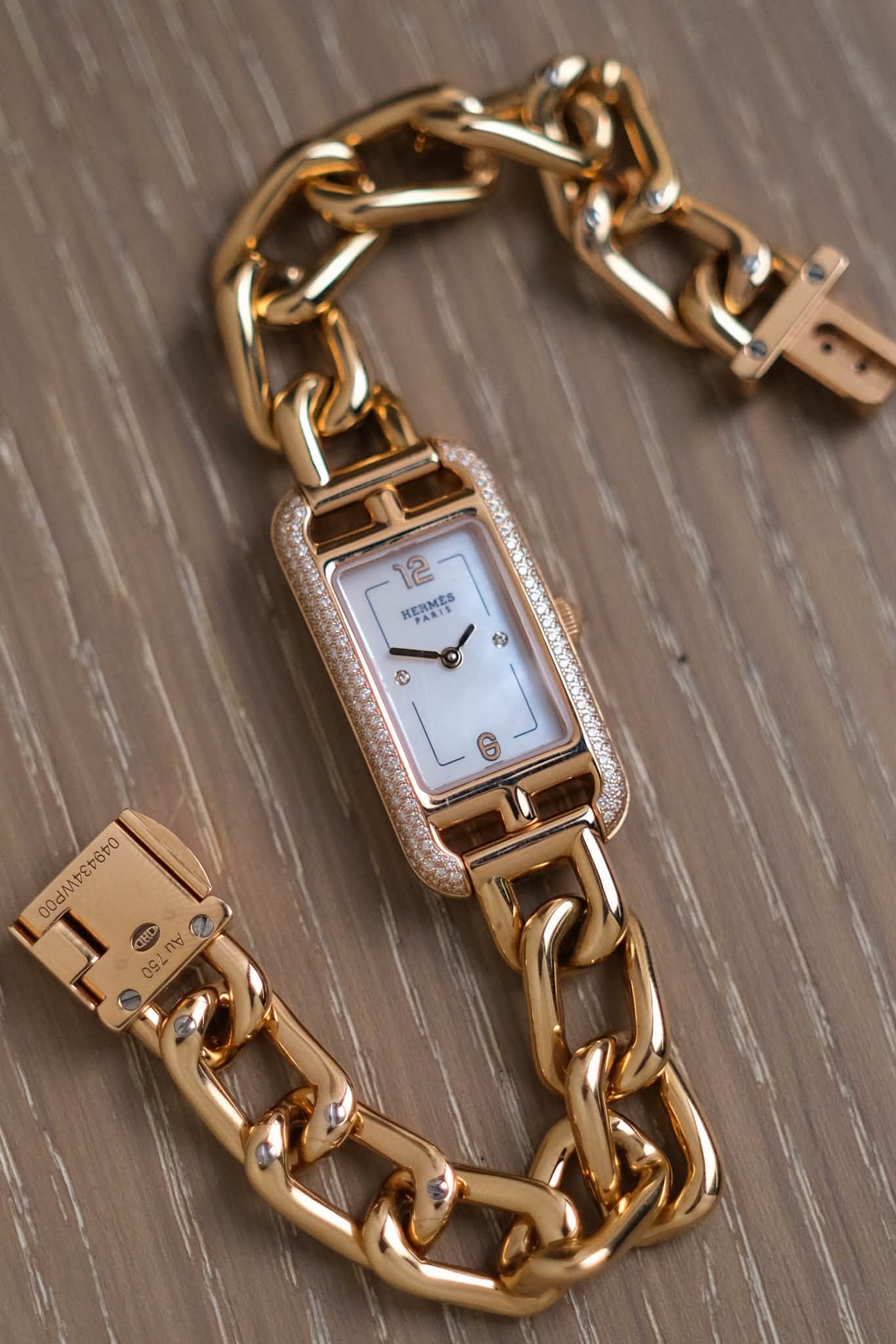 นาฬิกามือสอง Hermès Nantucket 18K Rose Gold Diamond NA2