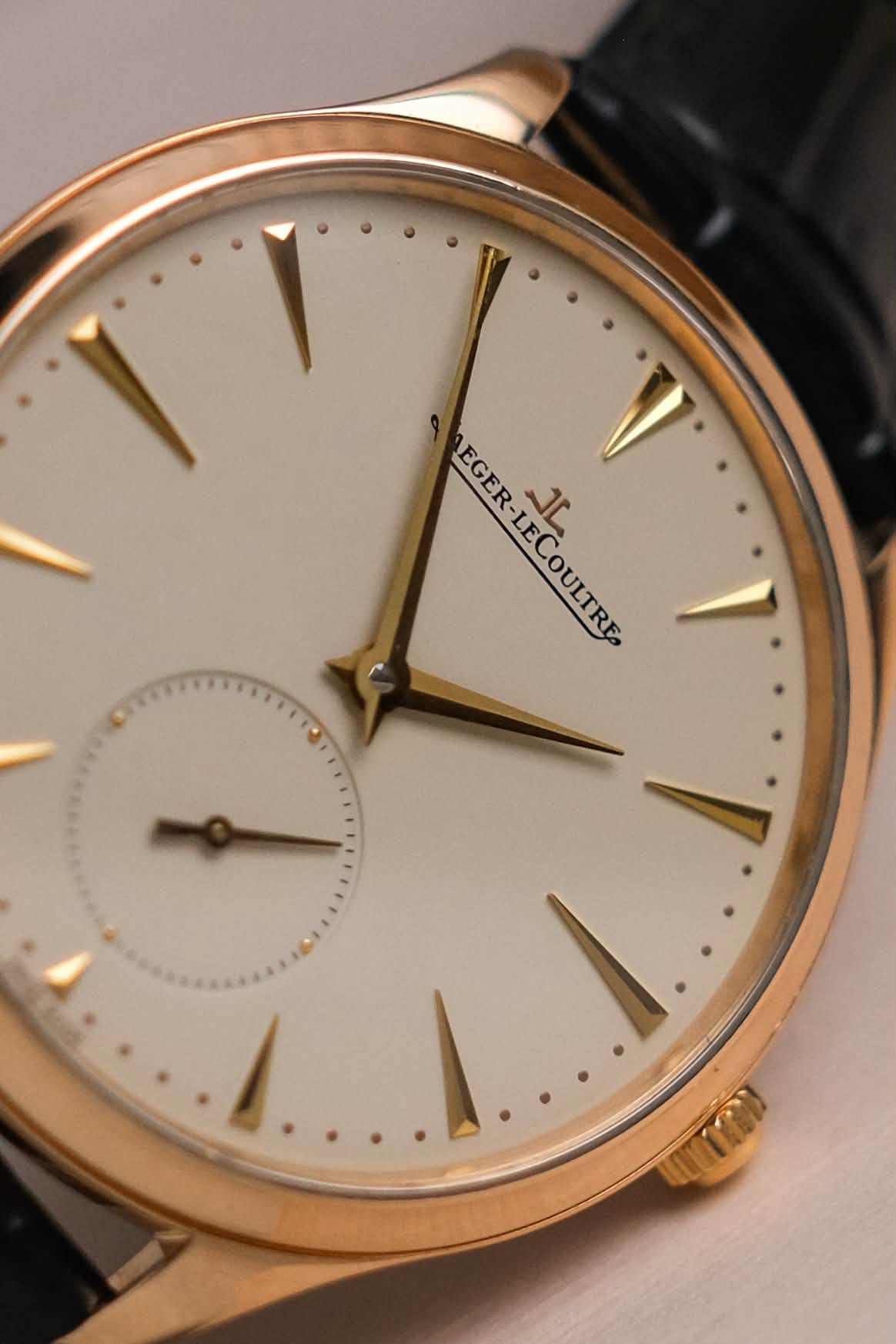 รับซื้อนาฬิกา Jaeger-LeCoultre Master Ultra Thin Small Seconds 18K Rose Gold Q1272510
