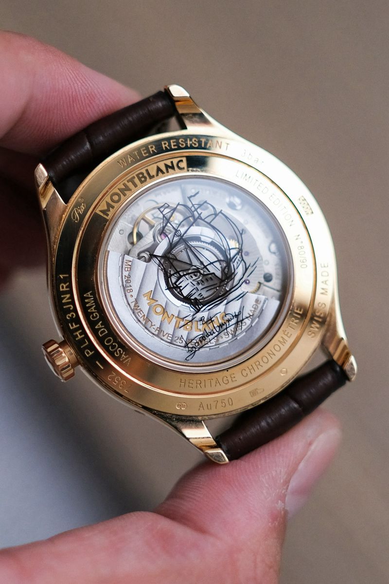 รับซื้อนาฬิกา Montblanc Heritage Chronométrie Quantième Annuel Vasco da Gama Diamonds Limited Edition 113355