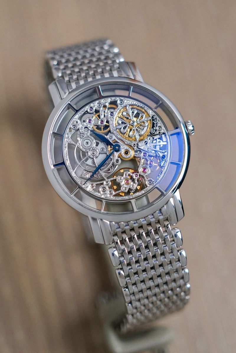 รับซื้อนาฬิกา Patek Philippe Calatrava Squelette 51801G-001