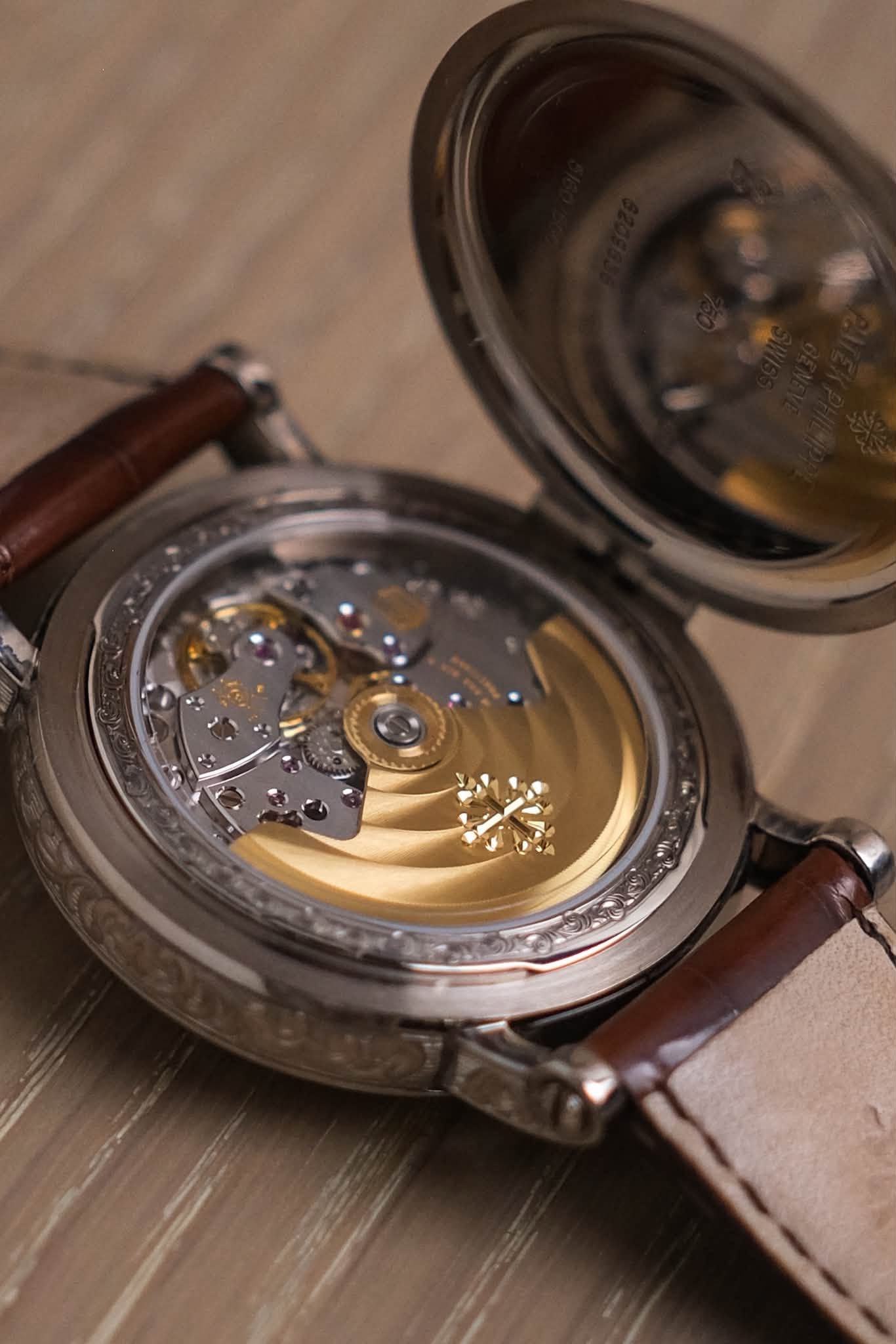 นาฬิกามือสอง Patek Philippe Grand Complications Retrograde Perpetual Calendar 18K White Gold 5160500G-001