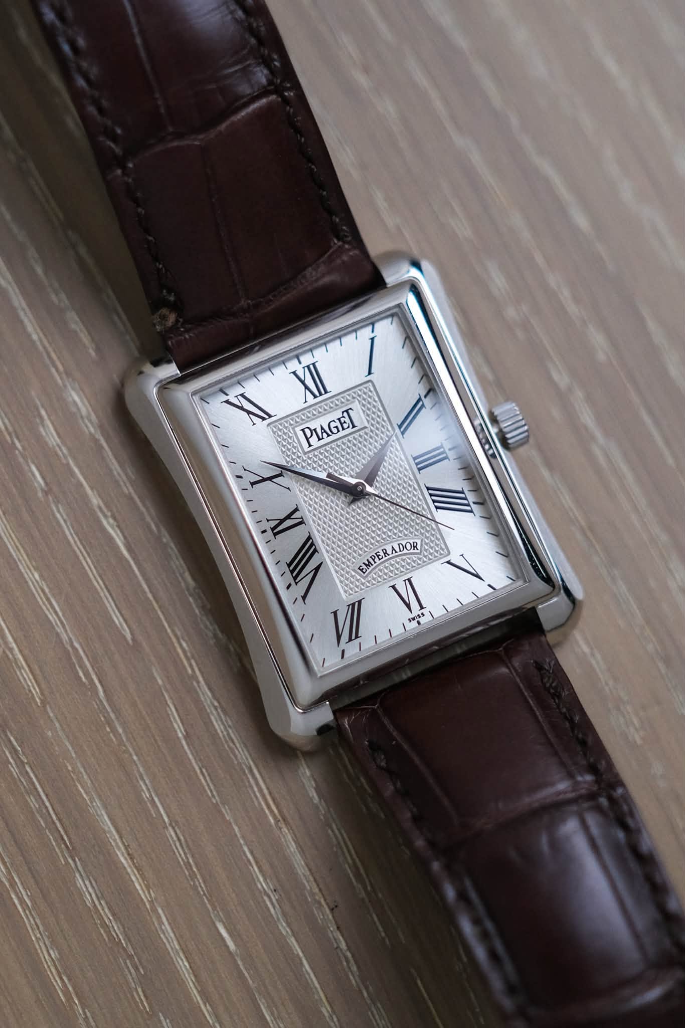 นาฬิกามือสอง Piaget Emperador 18K White Gold P10040 G0A29518