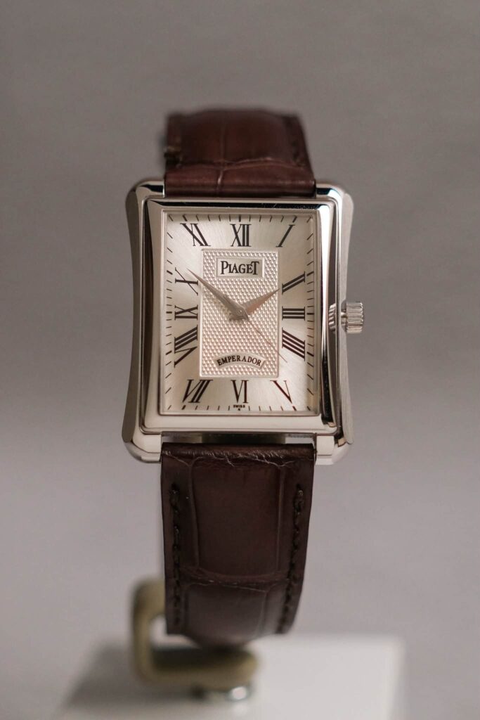 นาฬิกา Piaget Emperador 18K White Gold P10040 G0A29518