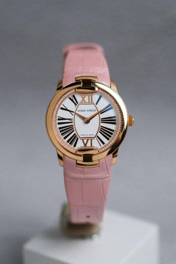 ขายนาฬิกา Roger Dubuis Velvet Pink Gold Diamond RDDBVE0069