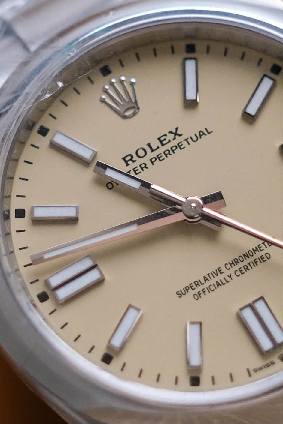 Rolex Oyster Perpetual 41 Beige Dial 134300 (2)