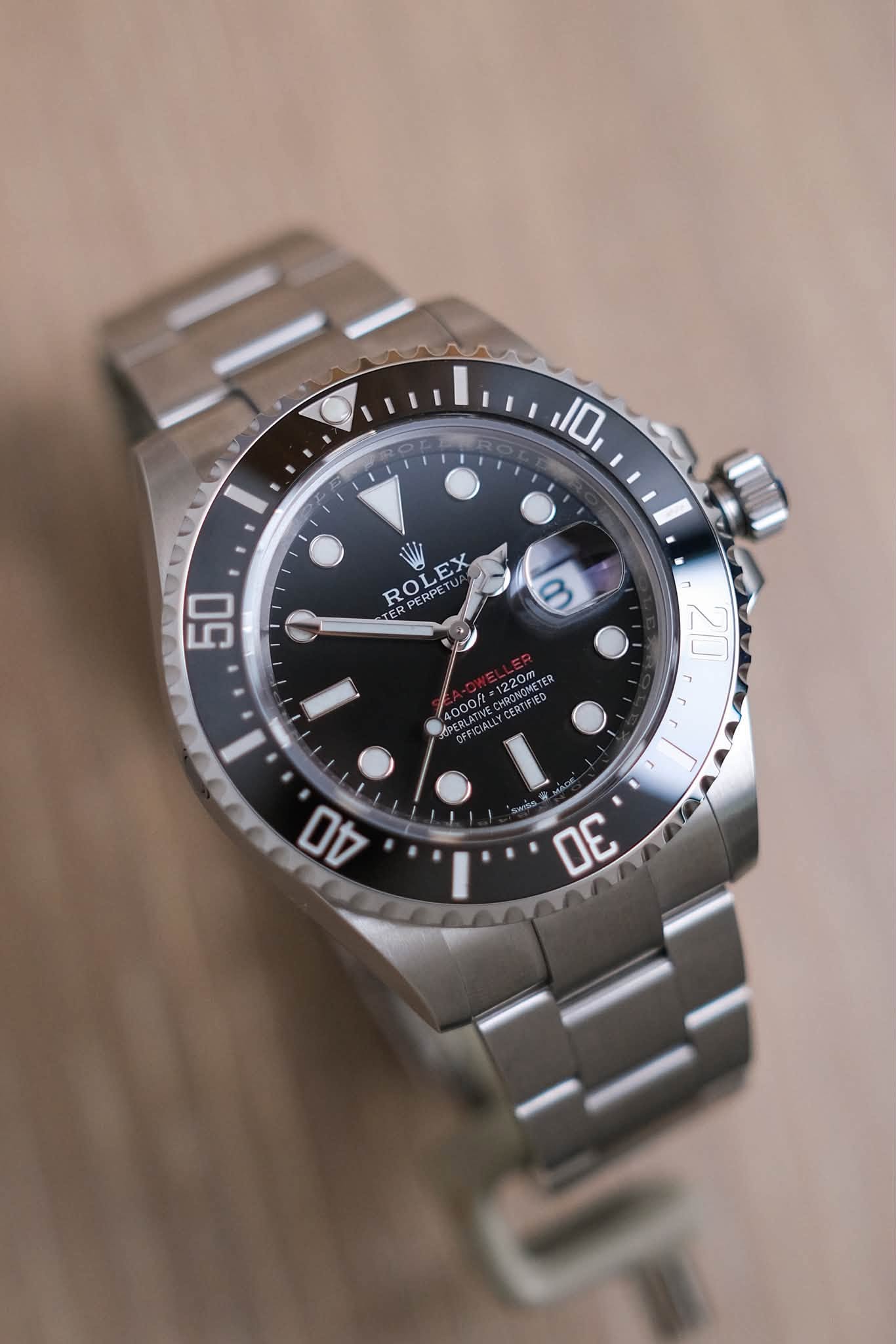 รับซื้อนาฬิกา Rolex Sea-Dweller 43 Red Sea 126600