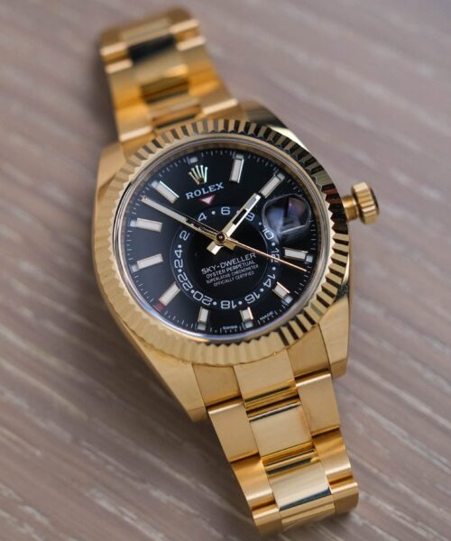 นาฬิกา Rolex Sky-Dweller 18K Yellow Gold Black Dial 326938