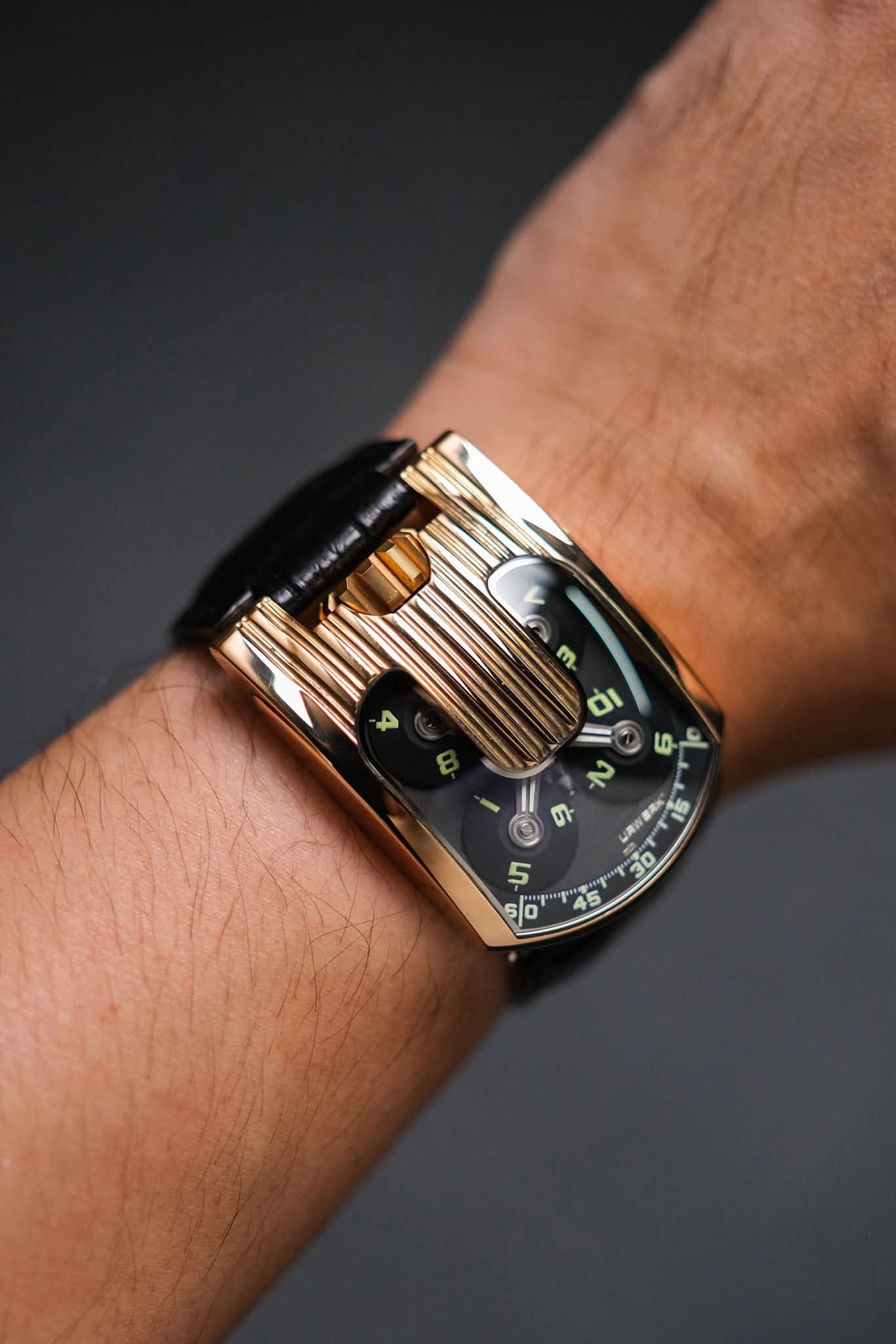 นาฬิกา URWERK UR-103.09 18K Rose Gold