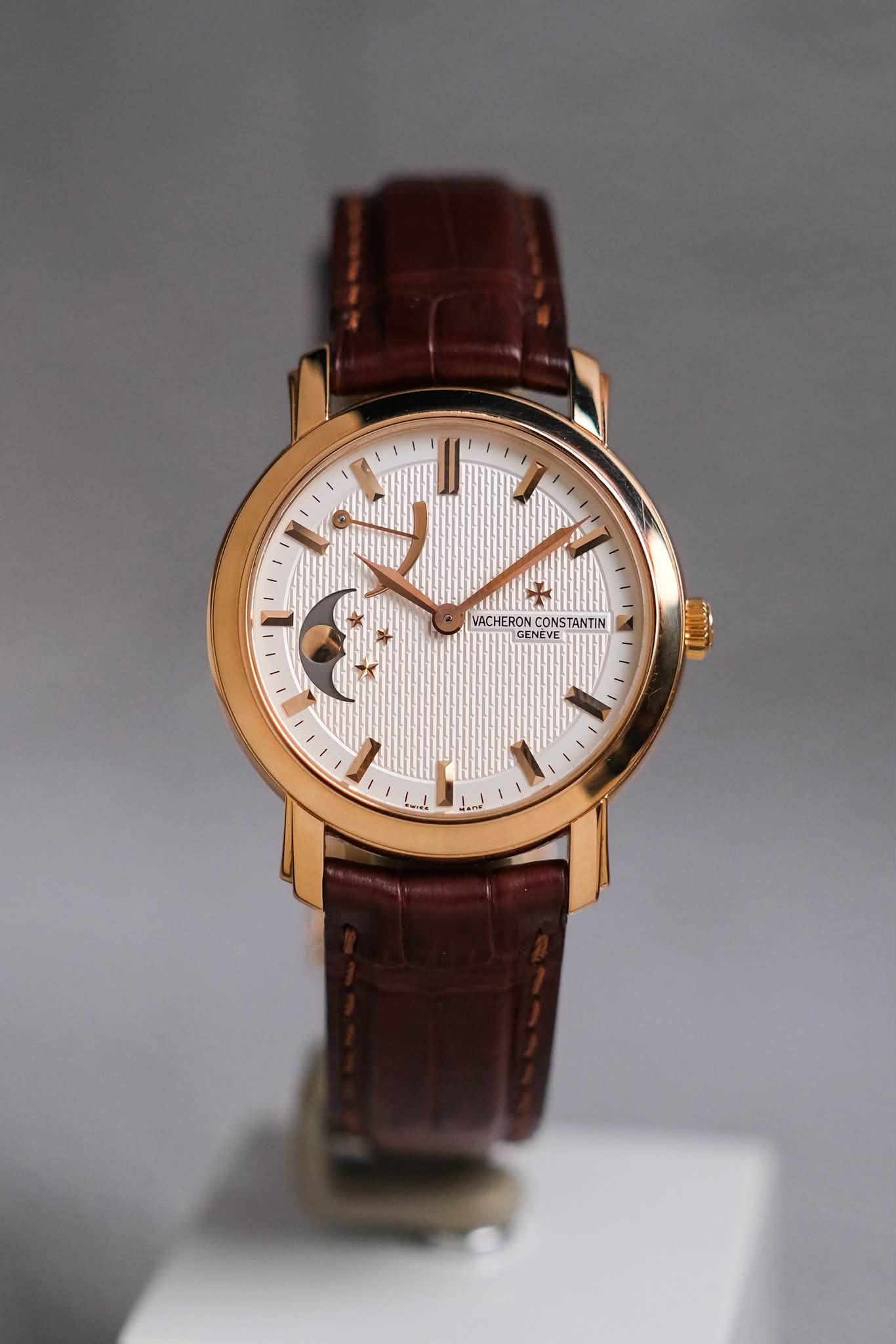 นาฬิกา Vacheron Constantin Malte Moon Phase 18K Rose Gold 83050000R-9285