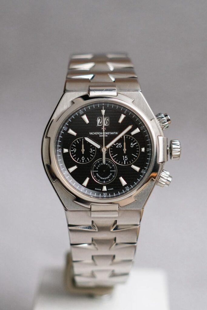 รับซื้อนาฬิกา Vacheron Constantin Overseas Chronograph 49150B01A-9097