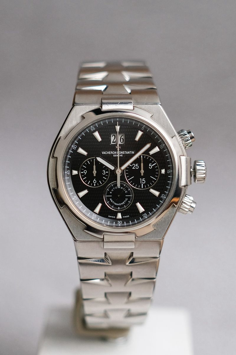 รับซื้อนาฬิกา Vacheron Constantin Overseas Chronograph 49150B01A-9097
