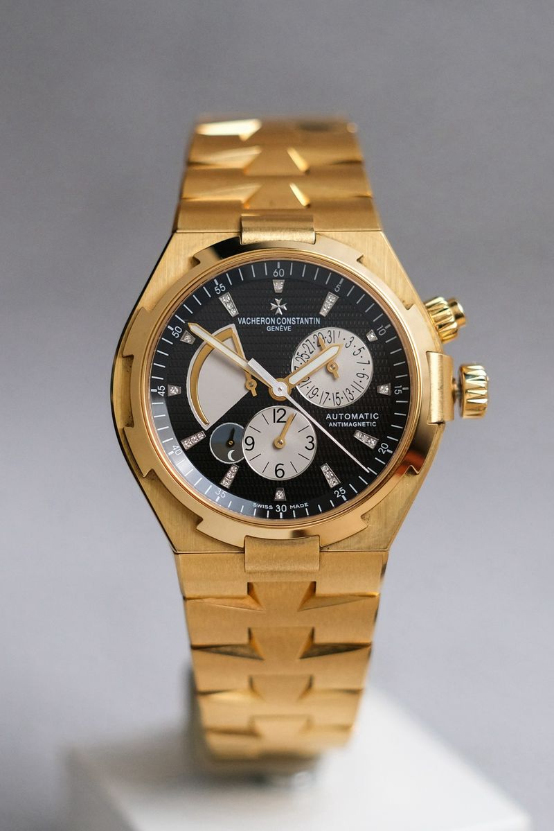 ร้านนาฬิกา Vacheron Constantin Overseas Dual Time 18K Yellow Gold 47450B01J-9411