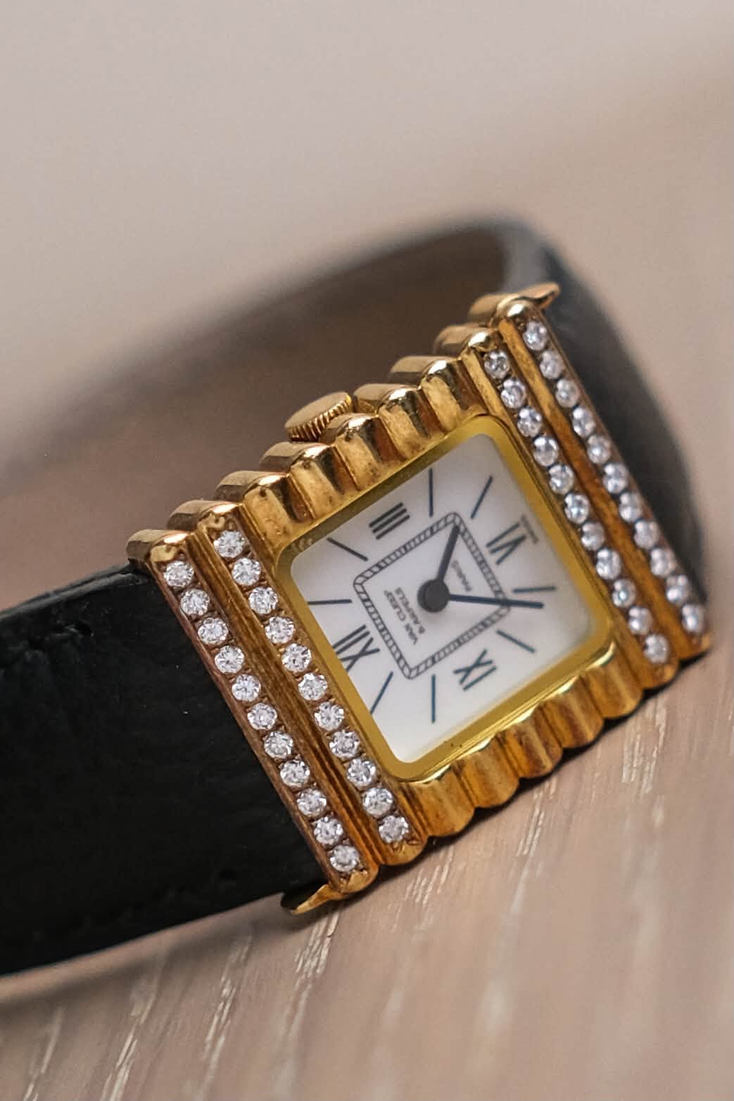 นาฬิกามือสอง Van Cleef & Arpels Vintage 18K Yellow Gold Diamond