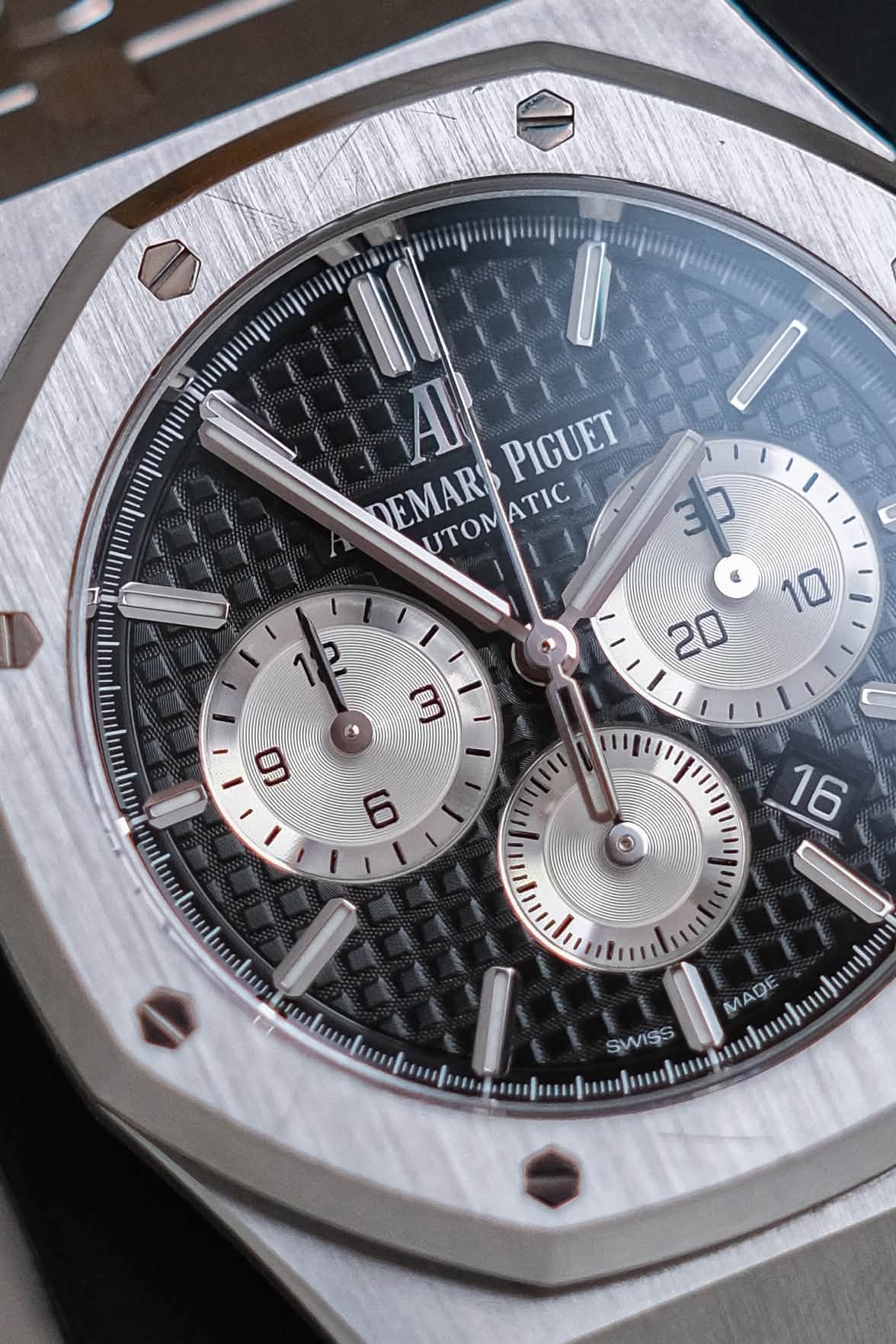 นาฬิกามือสอง Audemars Piguet Royal Oak Chronograph Reverse Panda 26331ST.OO.1220ST