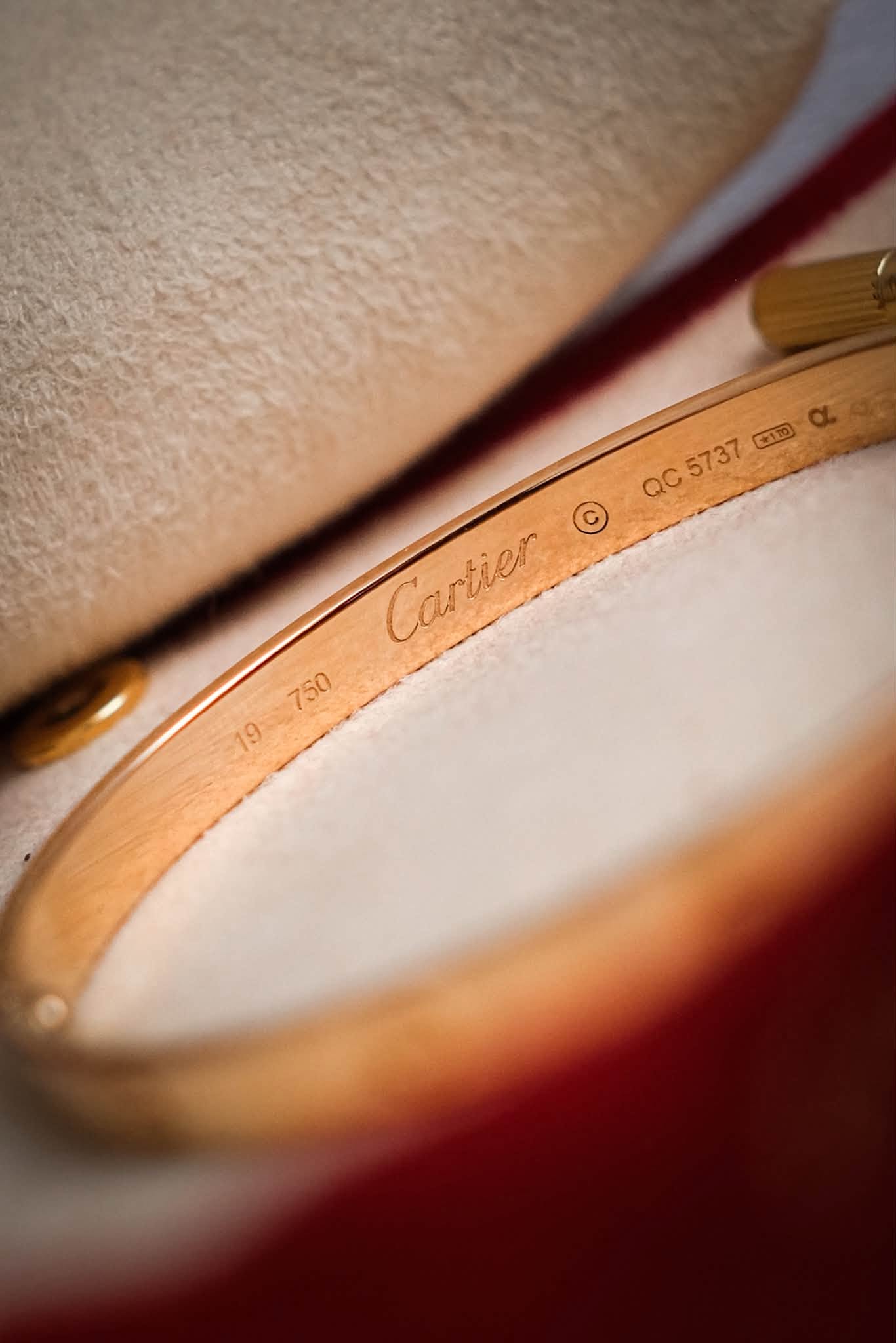 Cartier LOVE Bracelet 18K Rose Gold รุ่นหนา (Size 19) (2)
