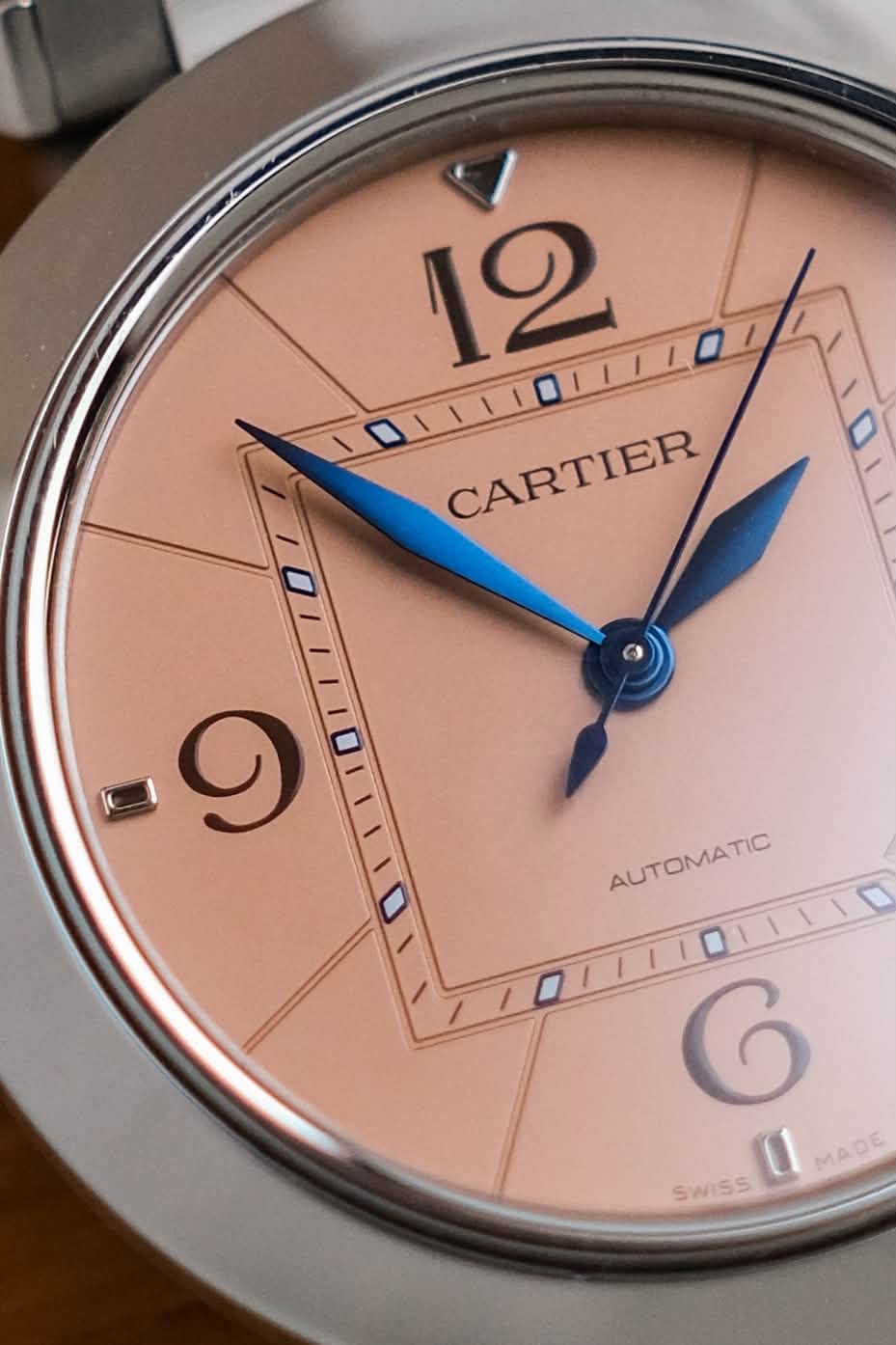 นาฬิกา Cartier Pasha de Cartier Stainless Steel Salmon Dial WSPA0040