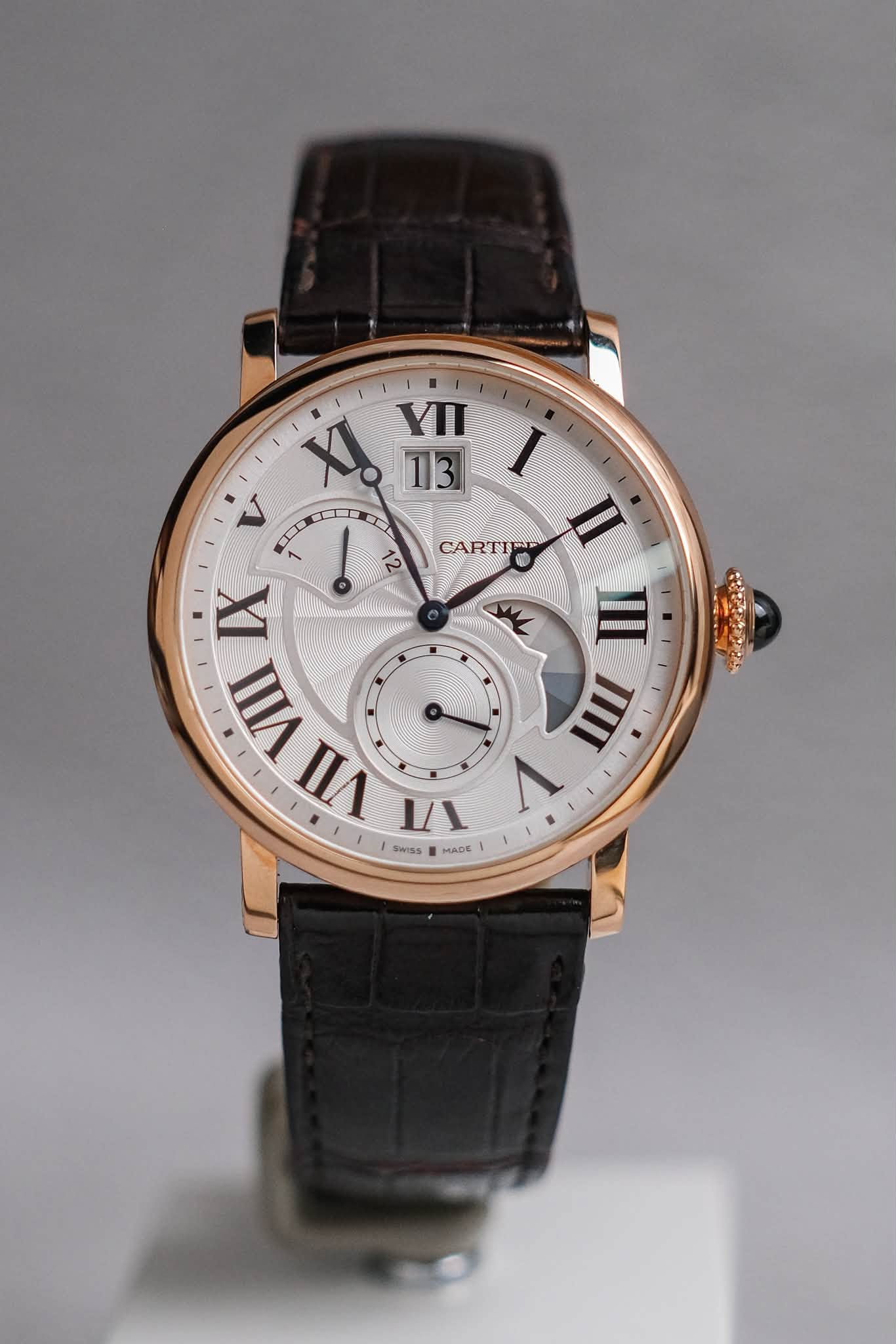 ร้านนาฬิกา Cartier Rotonde de Cartier Large Date Retrograde Second Time Zone W1556240