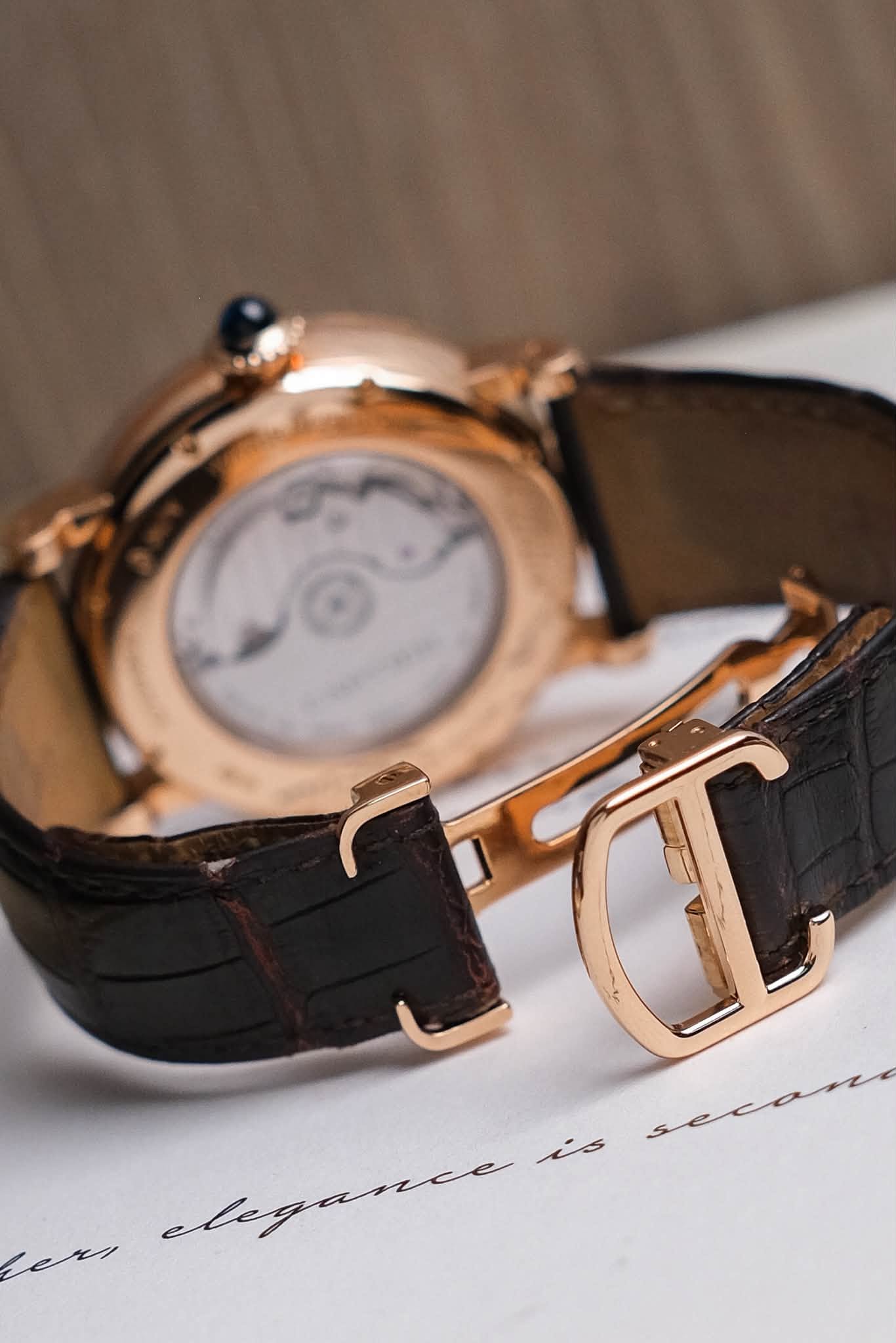 ขายนาฬิกา Cartier Rotonde de Cartier Large Date Retrograde Second Time Zone W1556240