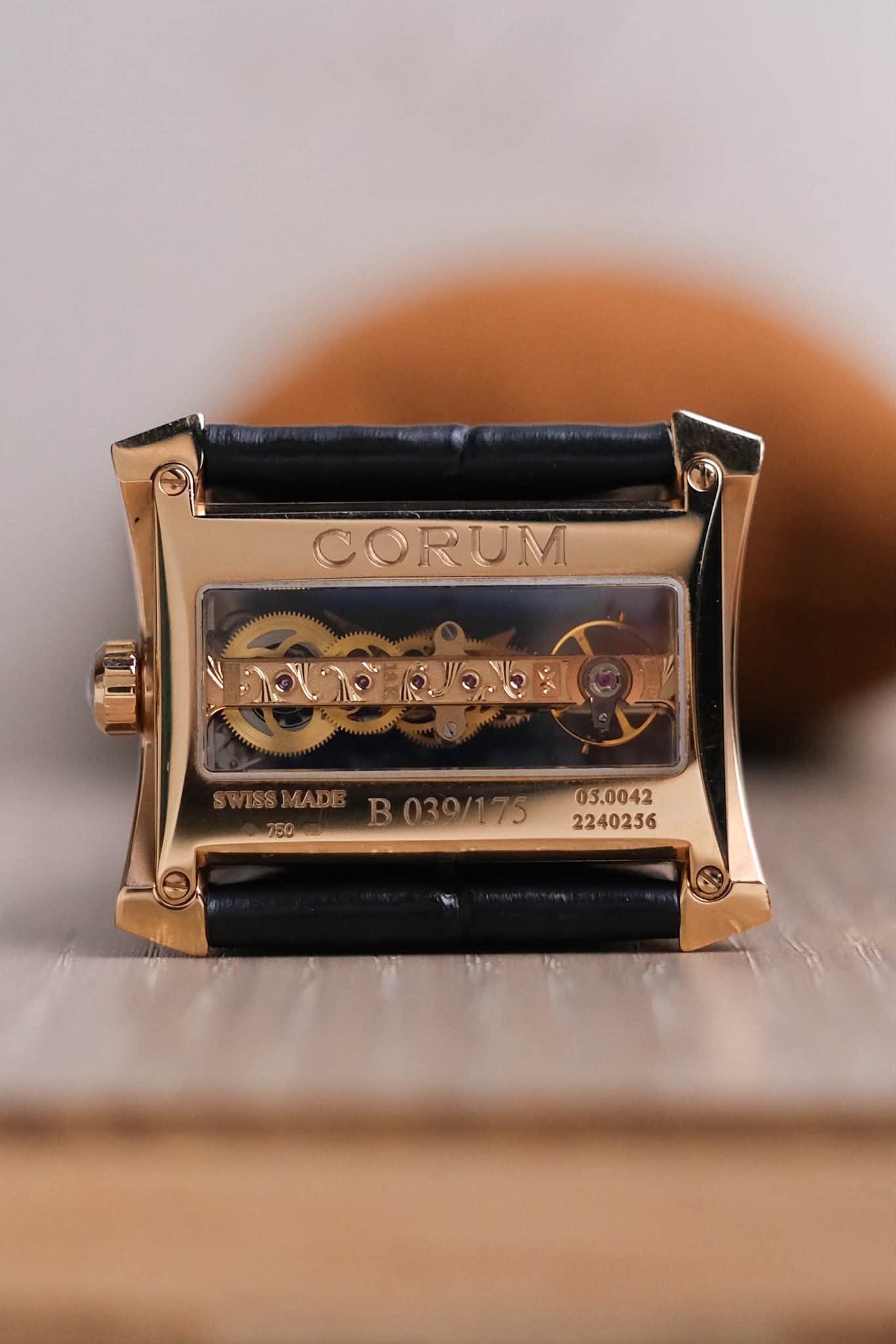 รับซื้อนาฬิกา Corum Golden Bridge Lady 18K Rose Gold Diamond 113.353.850089 0019R