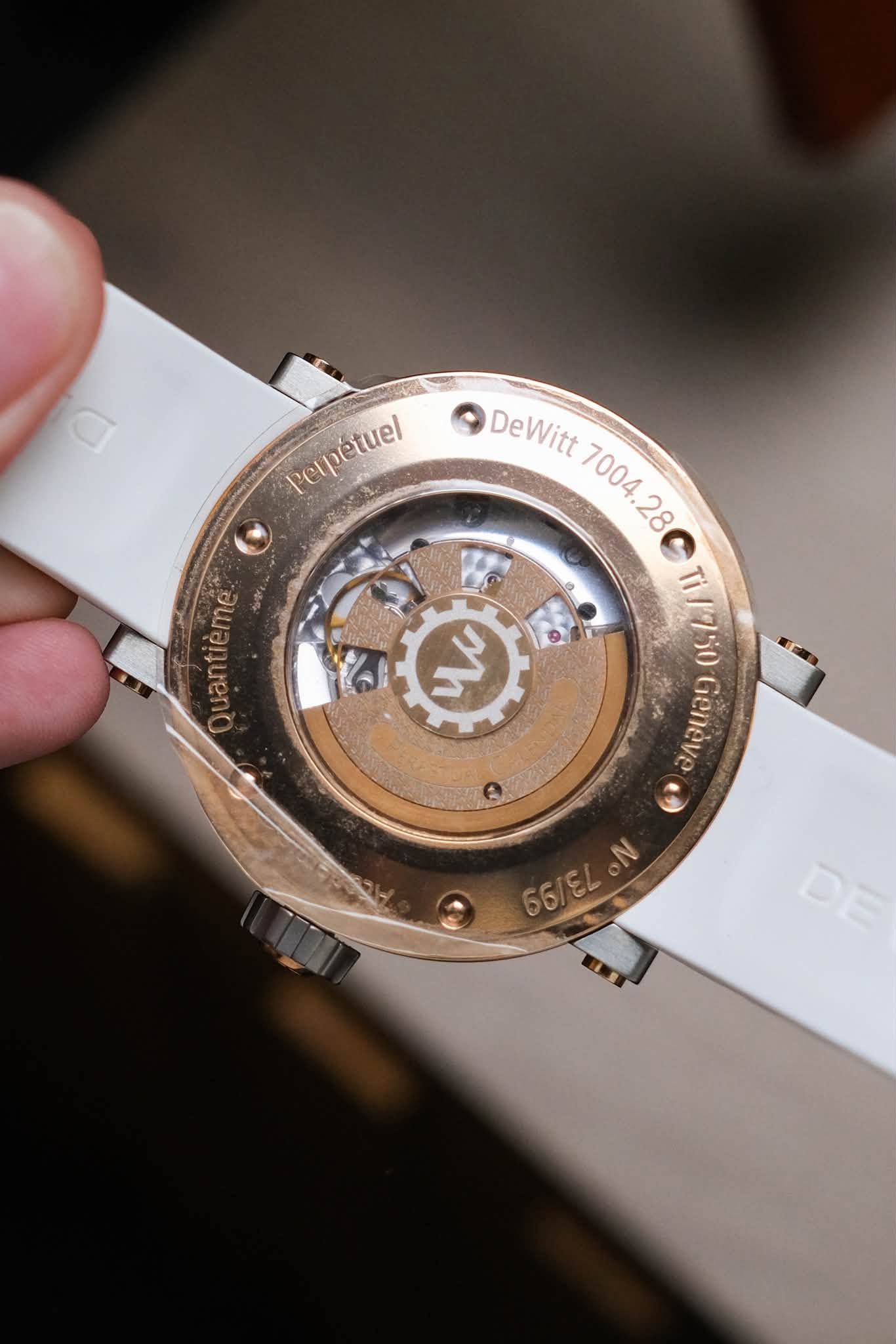 นาฬิกามือสอง DeWitt Academia Quantième Perpetual 18K Rose Gold Titanium AC.7004.28B