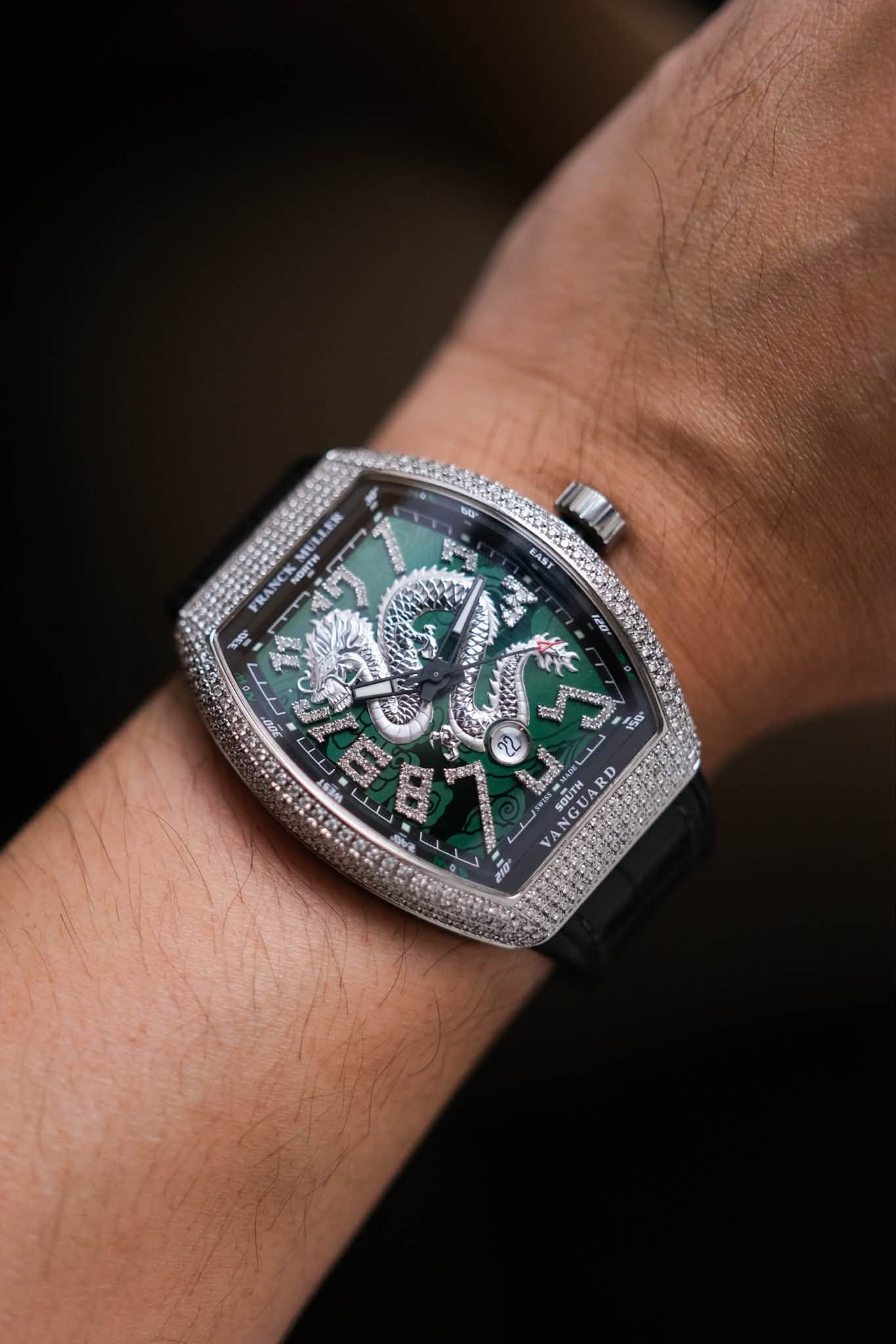นาฬิกามือสอง Franck Muller Vanguard V45 Full Diamond Dragon King Limited Edition 188 V 45 SC DT AC NR