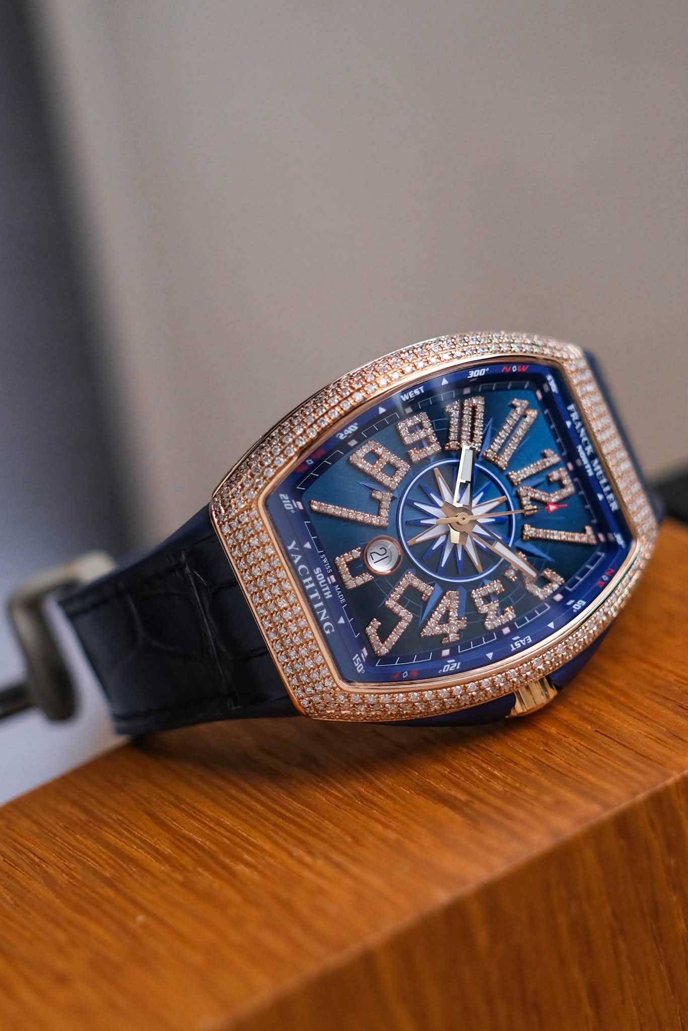 นาฬิกามือสอง Franck Muller Vanguard Yachting Blue V45 Diamond 18K Rose Gold