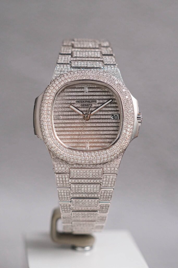 ร้านนาฬิกา Patek Philippe Nautilus 5711G Full 18K White Gold Full Diamond After Setting