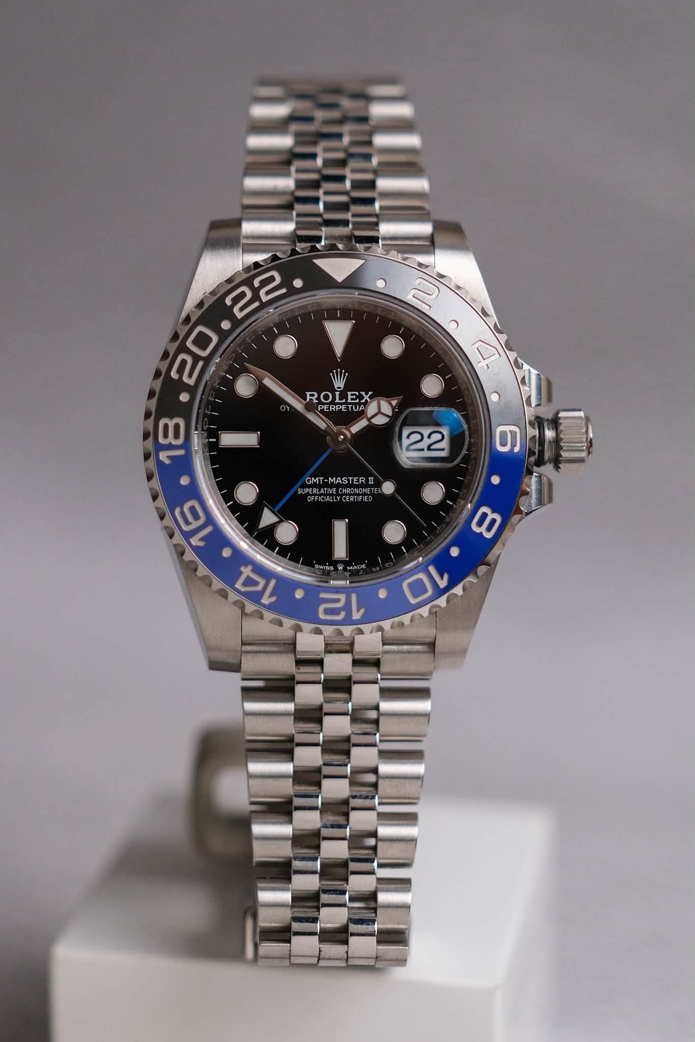 ร้านนาฬิกา Rolex GMT-Master II Batman Jubilee 126710BLNR-0002