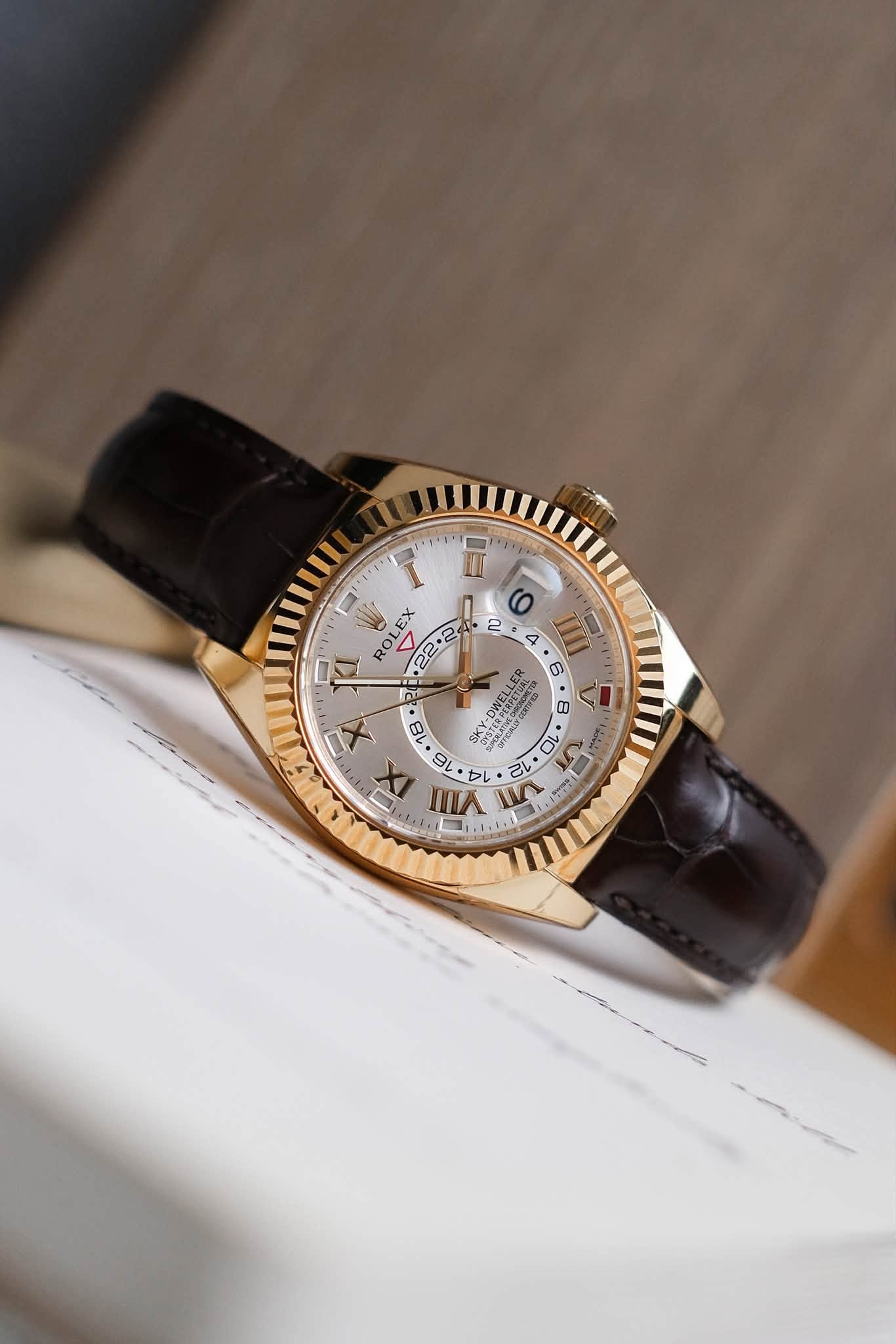 นาฬิกา มือสอง Rolex Sky-Dweller 18K Gold 326138