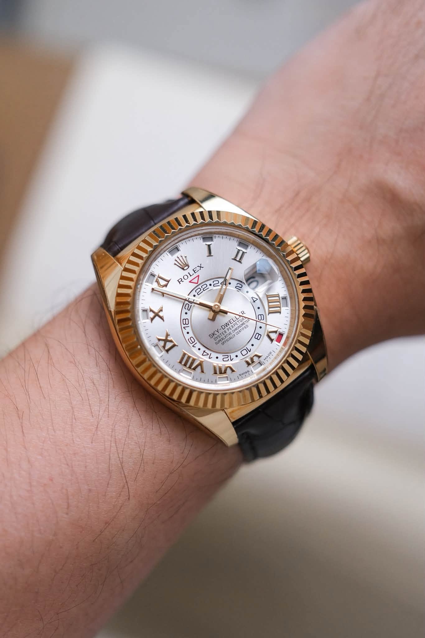 ขายนาฬิกา Rolex Sky-Dweller 18K Gold 326138