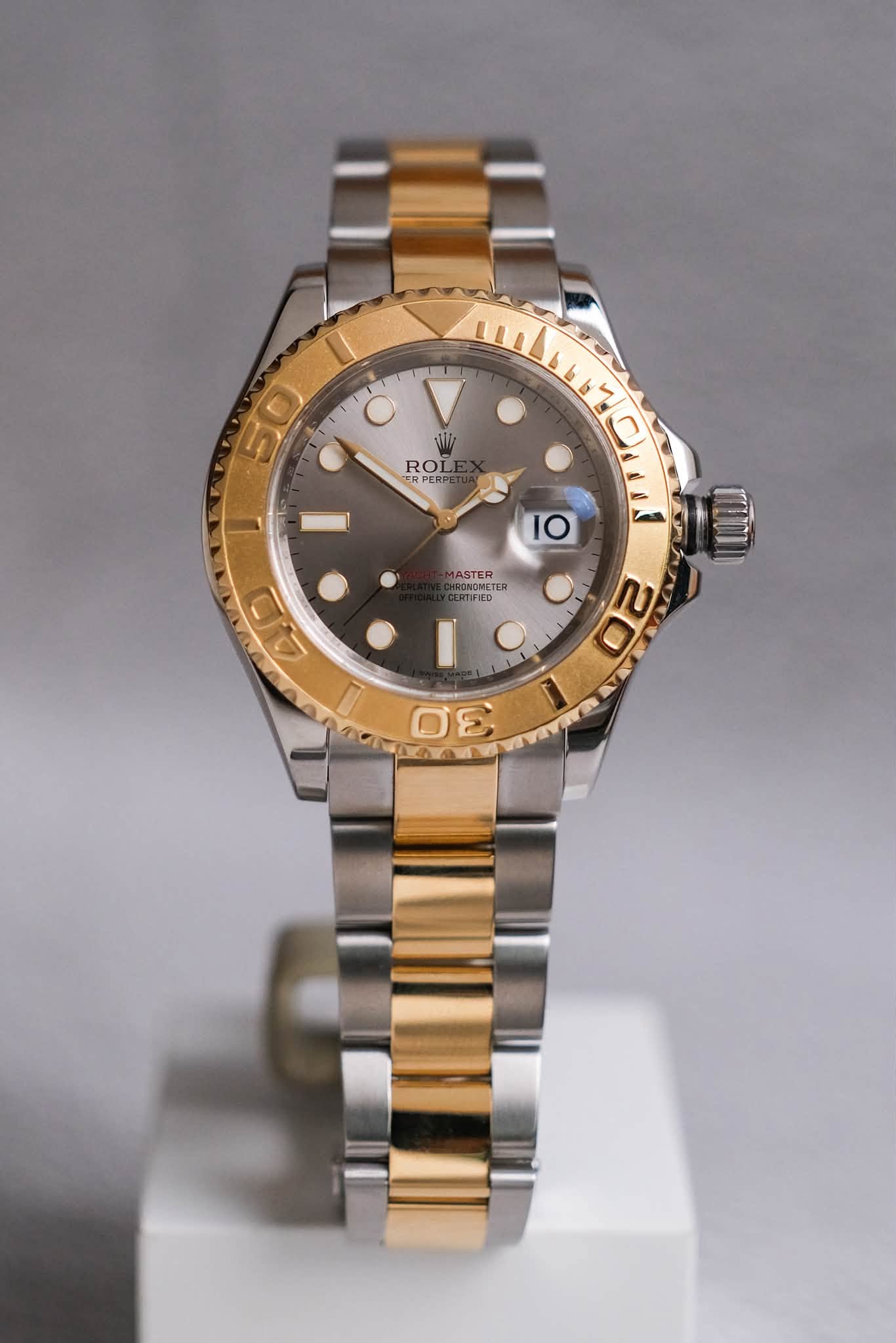 รับซื้อนาฬิกา Rolex Yacht-Master 40 Steel & 18K Yellow Gold 16623