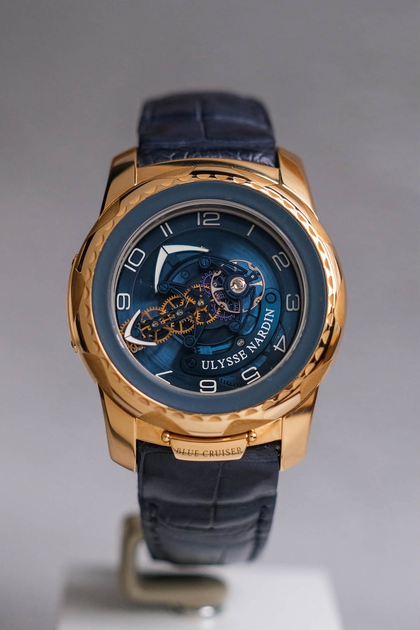 รับซื้อนาฬิกา Ulysse Nardin Freak Blue Cruiser Flying Tourbillon 7 Days Rose Gold 2056-131
