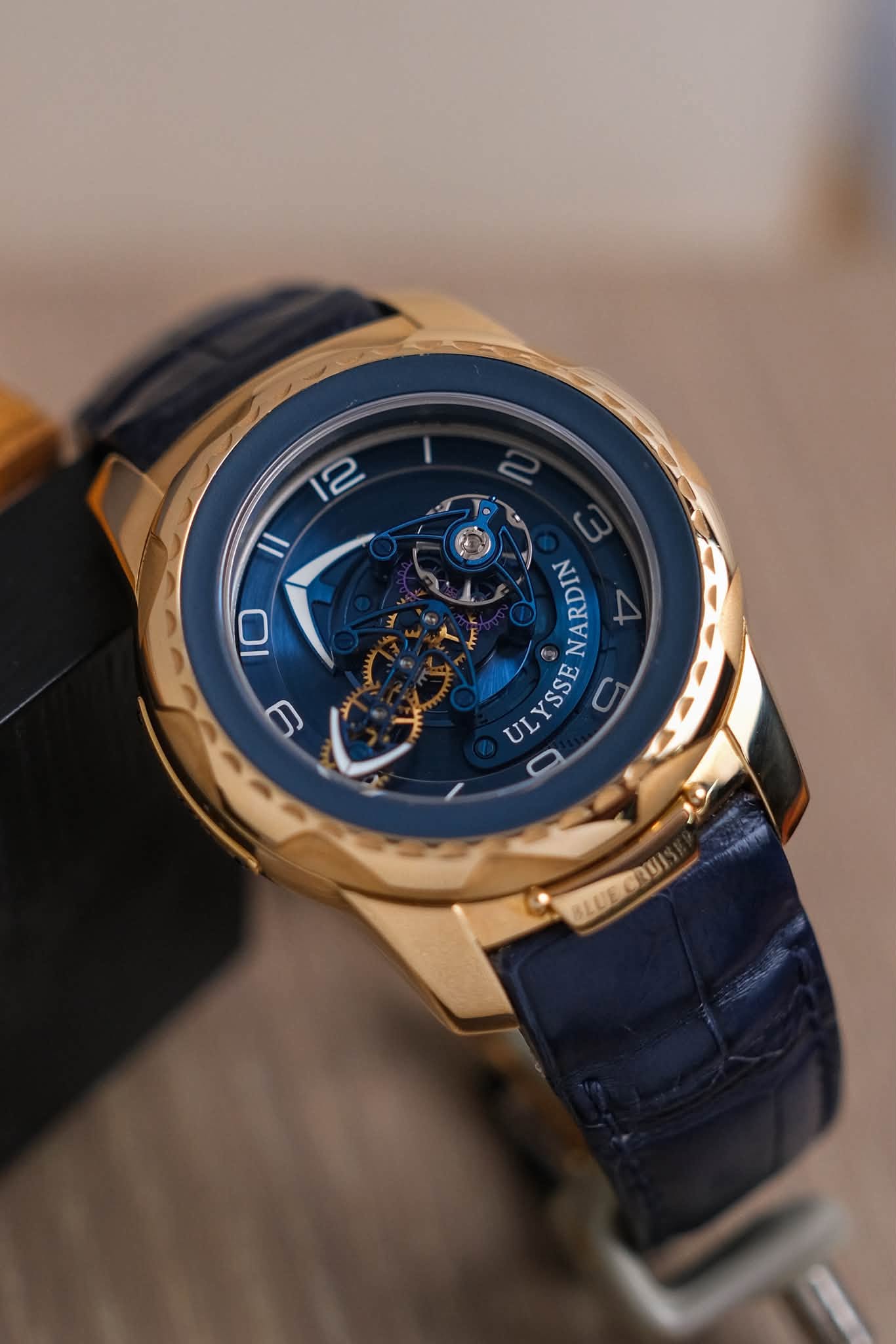 นาฬิกา Ulysse Nardin Freak Blue Cruiser Flying Tourbillon 7 Days Rose Gold 2056-131